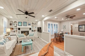 Älytelevisio, kirjoja