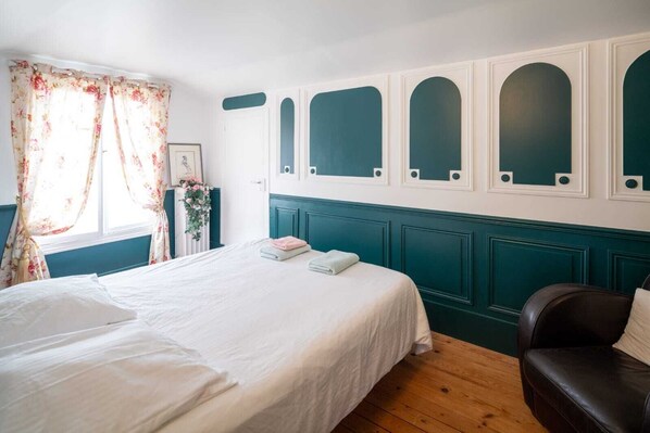 4 habitaciones, tabla de planchar con plancha y wifi gratis 