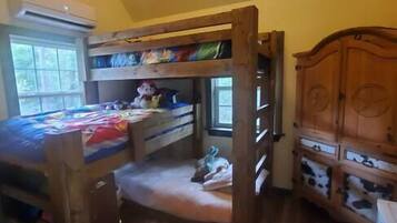 3 soveværelser, pengeskab på værelset, strygejern/strygebræt, Wi-Fi