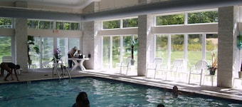 6 Person Villa in Mountain Resort with Lake and Pool