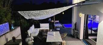 Zen House with Heated Pool, Sauna & Jacuzzi between Biarritz & Hossegor