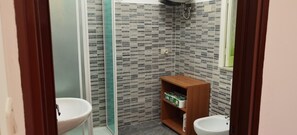 Ducha, bidet