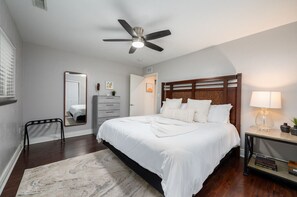 3 chambres, bureau, fer et planche à repasser, Wi-Fi gratuit