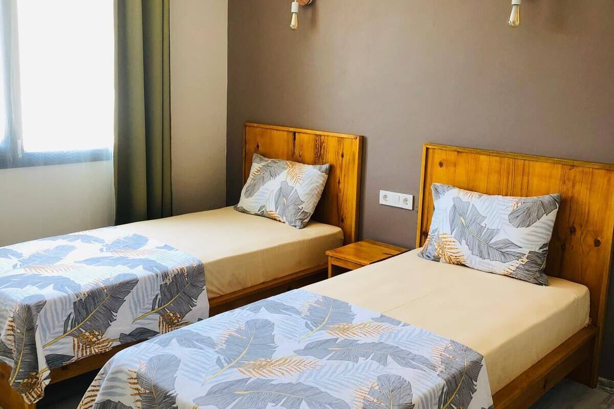 Villa exclusive | Draps en coton égyptien, literie de qualité, bureau