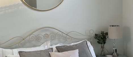 1 camera, Wi-Fi gratuito, lenzuola