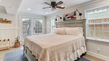 1 bedroom, in-room safe, free WiFi, bed sheets