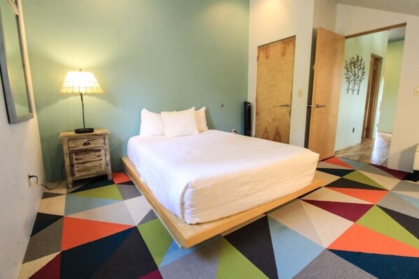 4 chambres, fer et planche à repasser, Wi-Fi, literie fournie