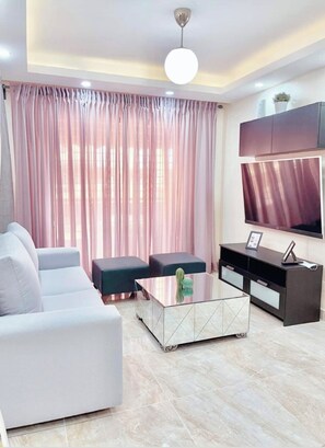 Living area - Apartment Chic modern 20min. Airport (Santo Domingo Este)