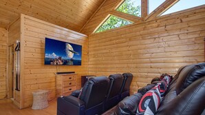 Interior - Stunning View, Sauna, Cold Plunge, Hot Tub & Theater (Sevier County)