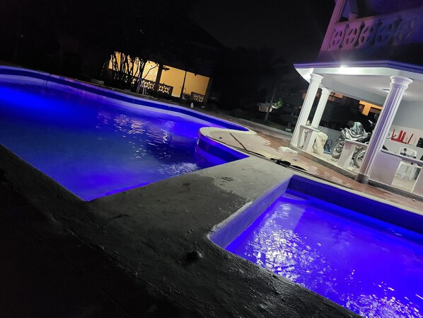 Piscina all'aperto