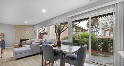 Cute Delightfully Remodeled Spacious Condo by RedAwning