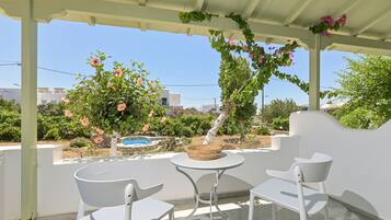 In-room safe, iron/ironing board, free WiFi, bed sheets