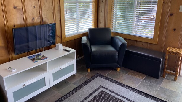 32-Zoll-Flachbildfernseher mit Digitalempfang, Fernseher