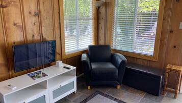 Televisión de pantalla plana de 32 pulgadas con canales digitales