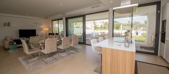 Calle Aguamarina No 15