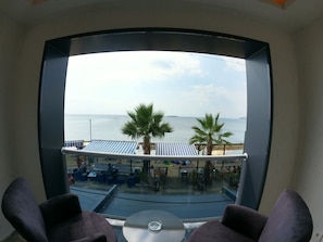 Deluxe Room, Sea View | Premium bedding, minibar, desk, free WiFi - Avsa Extra Vagant Hotel (Marmara)