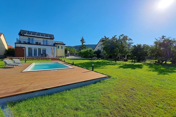 Garten & Pool