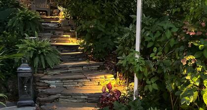 **The Cottage on Bayside**