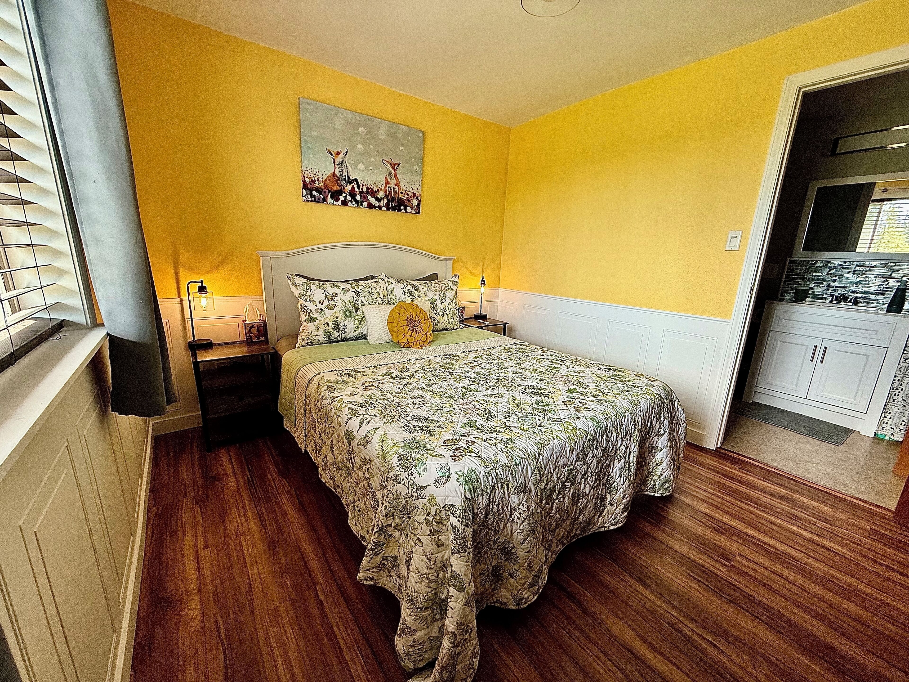 1 bedroom, travel crib, WiFi, bed sheets