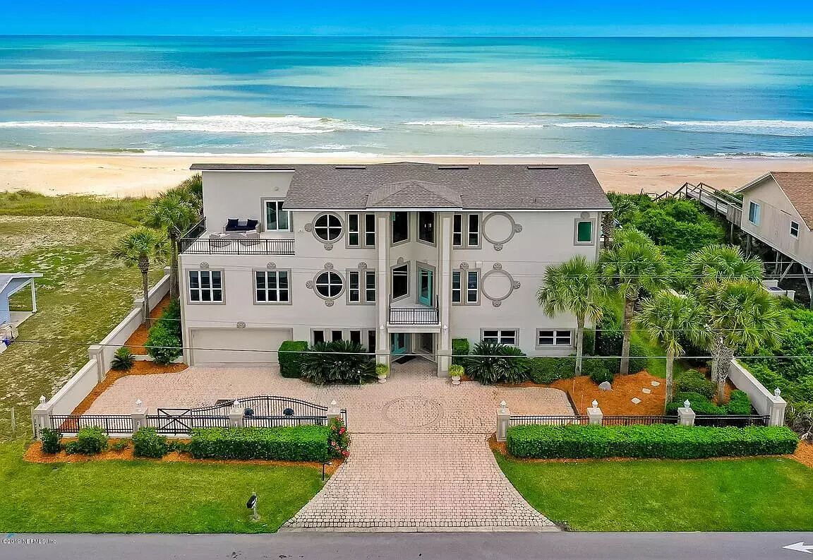 Breathtaking Oceanfront Vacation Rental with Beach Front Pool and Hot Tub!