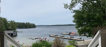 Magnificent Lakefront Cottage @ Windermere