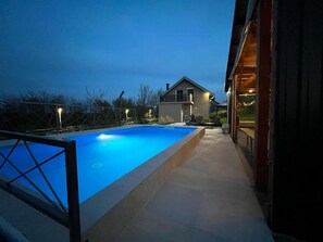 Beheizter Pool