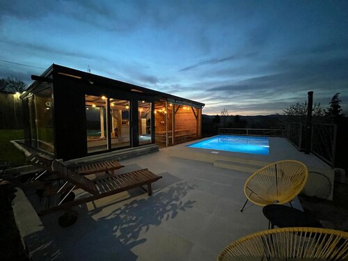 Holiday home David - private  heathed pool