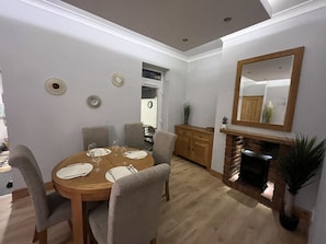 Dineren