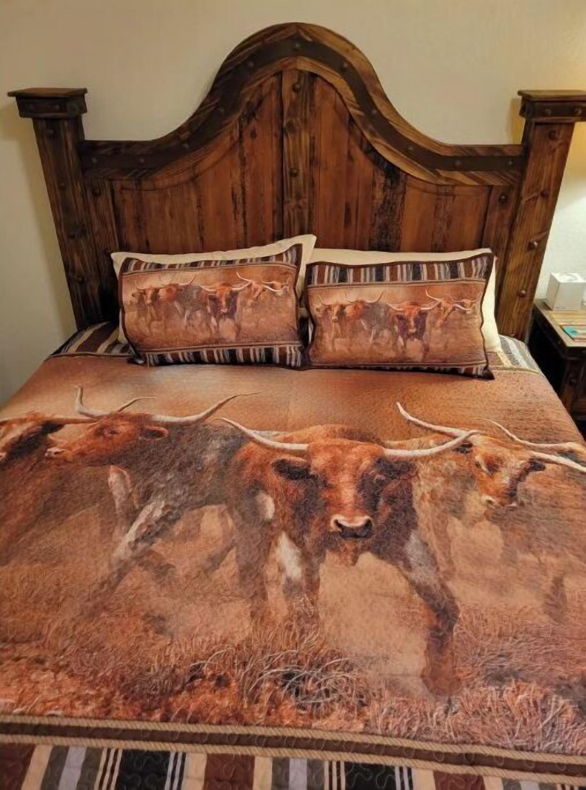 4 chambres, bureau, Wi-Fi, draps fournis