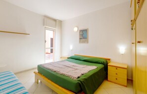 3 makuuhuonetta, ilmainen Wi-Fi, vuodevaatteet