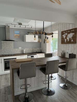 Fridge, microwave, oven, stovetop - Vacation home 3 kms from the beach (Merlimont)