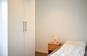 2 bedrooms, free WiFi