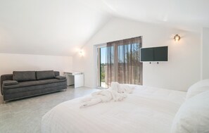 3 slaapkamers, reisbedje, gratis wifi, beddengoed