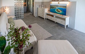 3 soverom, wi-fi (inkludert) og sengetøy