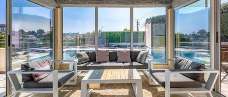 Table de tennis de table