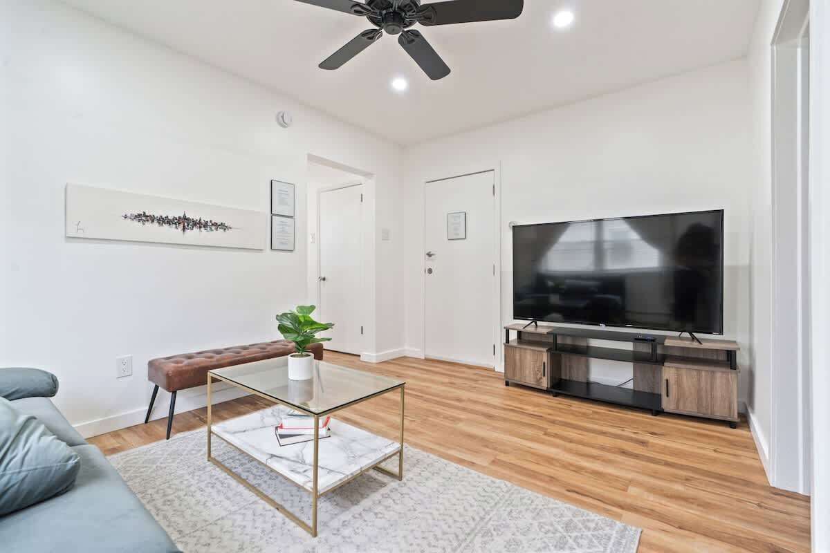 TV, offices