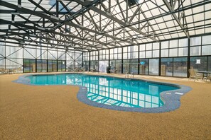 Innenpool, beheizter Pool
