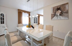 Dineren