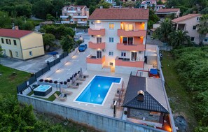Exterior - Lovely apartment in Opric with WiFi (Opric)