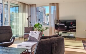 TV - Beautiful apartment in Kristiansand (Kristiansand)