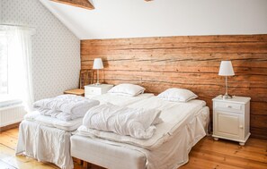 3 عدّة غرف نوم وواي فاي مجانًا وملاءات أسرّة