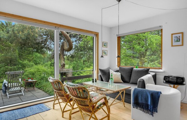 Fernseher, Stereoanlage