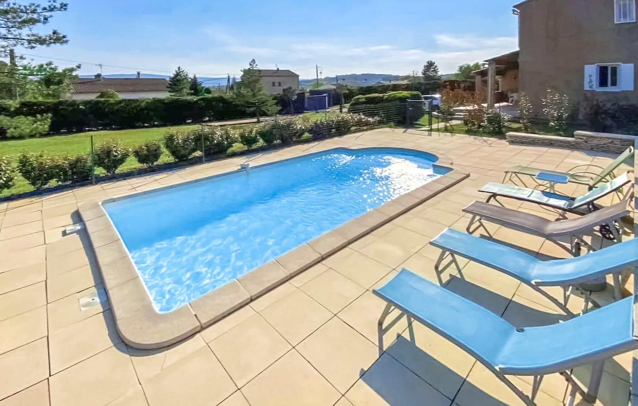 Piscine extérieure