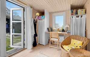 Interior - Cozy home in Skanderborg with kitchen (Skanderborg)