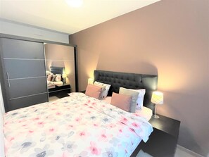 1 sovrum, strykjärn/strykbräda, gratis wi-fi och sängkläder