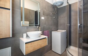 Een douche, een haardroger