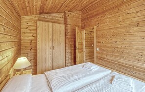 2 bedrooms, free WiFi, bed sheets - 2 bedroom stunning home in Masserberg (Masserberg)