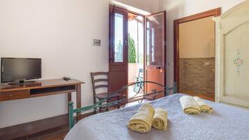 4 habitaciones, cuna de viaje y wifi gratis
