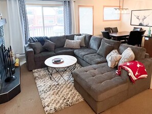 Smart TV, fireplace, video games