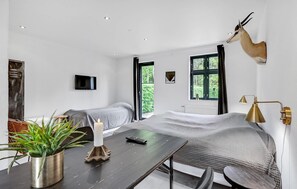 8 chambres, lit de bébé portatif, accès au Wi-Fi (inclus)